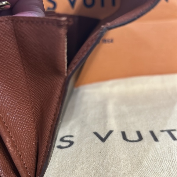 100% Authentic Louis Vuitton Monogram Sarah Long Wallet - Picture 15 of 15